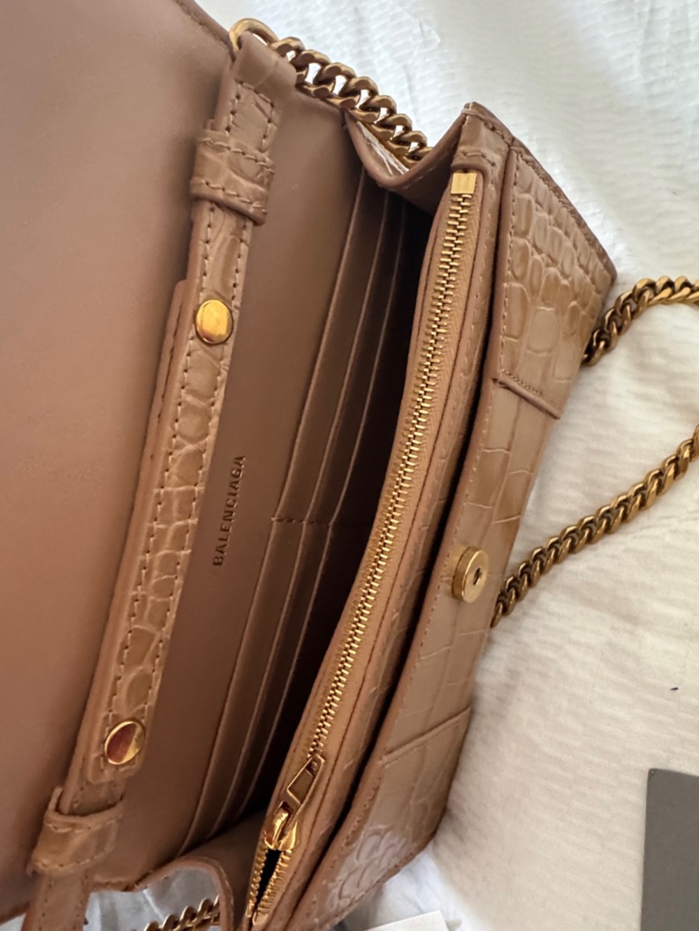 Balenciaga Tan Croc-Embossed Hourglass Chain Wallet - Picture 5 of 7